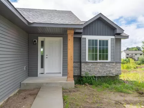 2123 River Bend Trl, Mayer, MN 55360 photo 4