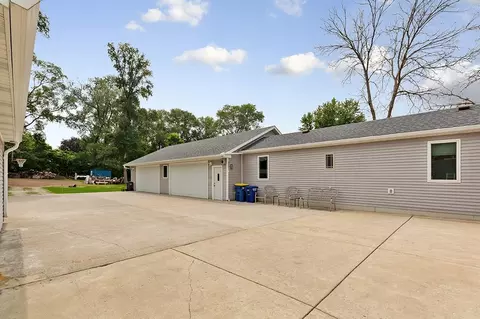 1011 6th St NW, Faribault, MN 55021 photo 35