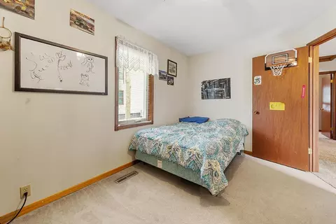 1011 6th St NW, Faribault, MN 55021 photo 13