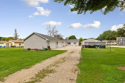 1011 6th St NW, Faribault, MN 55021 photo 33