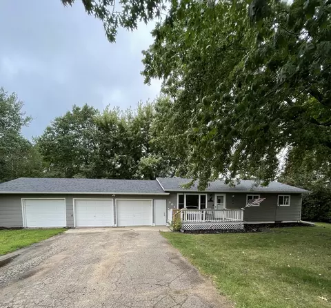 801 Wells Ave N, Sebeka, MN 56477