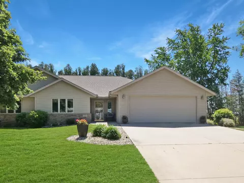 3255 Holly Cir, Slayton, MN 56172