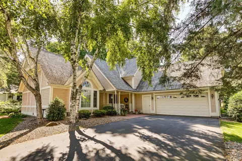 1301 Dallager Ct, Stillwater, MN 55082