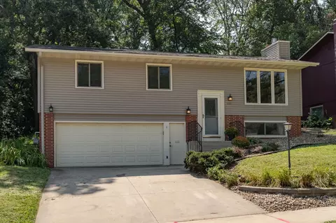 4018 3rd St NW, Rochester, MN 55901
