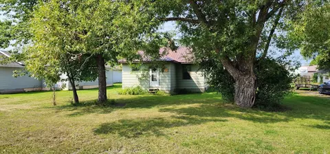 1516 Main Ave, International Falls, MN 56649