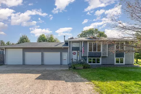 7976 Labeaux Ave NE, Otsego, MN 55301