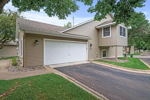 9301 Prestwick Ln N, Brooklyn Park, MN 55443