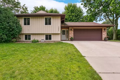 13507 Fairlawn Ave, Apple Valley, MN 55124