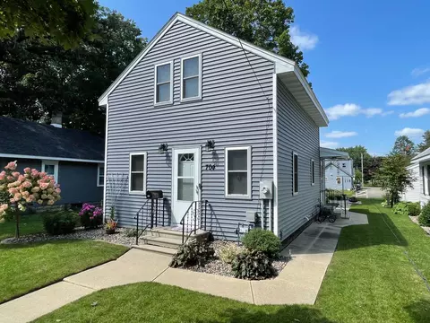 704 11th Ave SW, Austin, MN 55912 photo 3