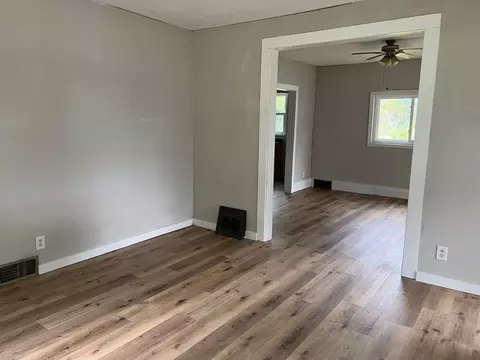 201 3rd Ave N, Waldorf, MN 56091 photo 6