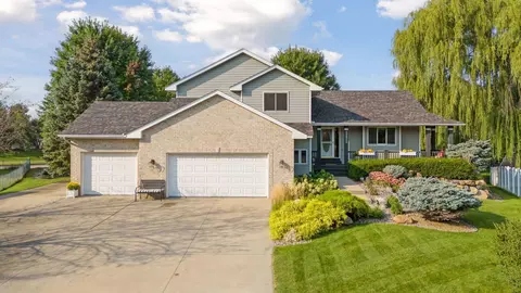 13925 Franchise Ave, Apple Valley, MN 55124