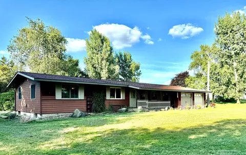 2176 170th Ave, New Richmond, WI 54017 photo 2