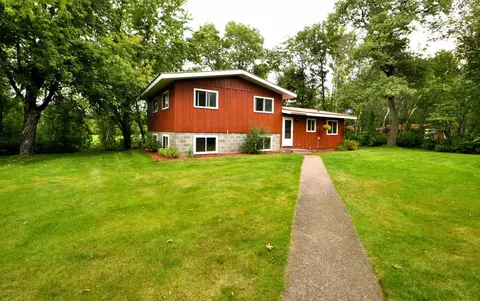 3249 Blueberry Ln, Sturgeon Lake, MN 55783