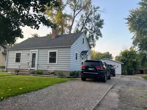 79 5th Ave NE, Hutchinson, MN 55350