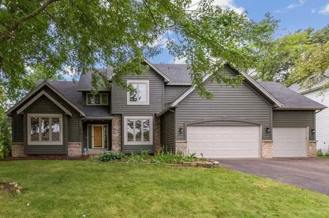 1274 Schooner Way, Woodbury, MN 55125