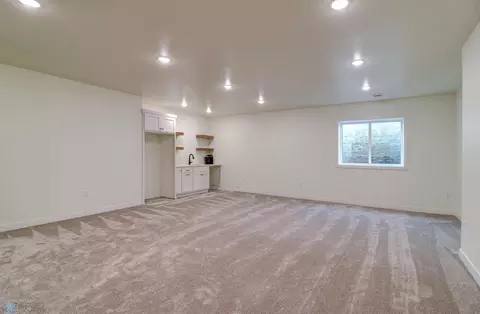 111 Annies Way, Mapleton, ND 58059 photo 41