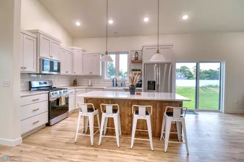 111 Annies Way, Mapleton, ND 58059 photo 6