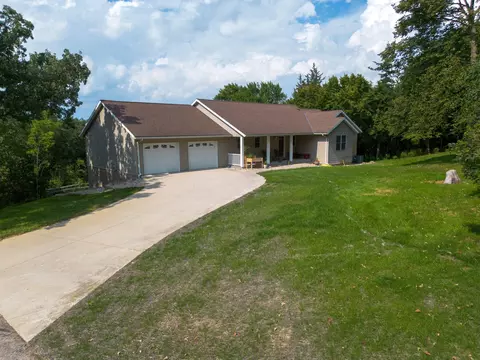 5186 109th Ave NE, Spicer, MN 56288