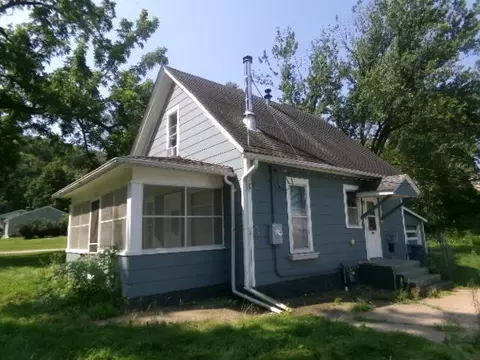 1522 Norwood St, Red Wing, MN 55066