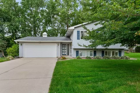 350 15th St NE, Owatonna, MN 55060