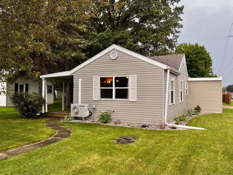 903 Tindolph Ave S, Thief River Falls, MN 56701