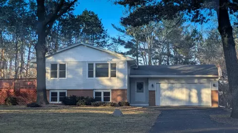 1827 Soderville Dr NE, Andover, MN 55304
