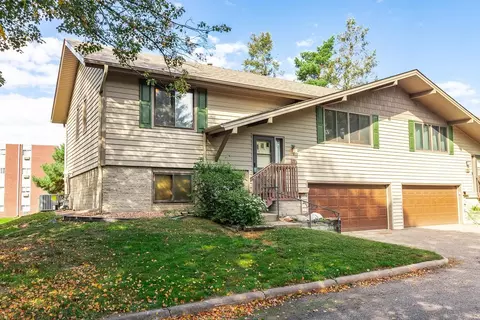 1568 Bellows St, West Saint Paul, MN 55118