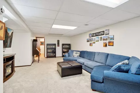7425 W 105th St, Bloomington, MN 55438 photo 24