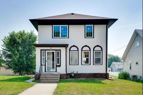 1718 Thomas Ave N, Minneapolis, MN 55411