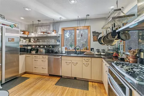 Kitchen - 1718 Bradley Rd, Faribault, MN 55021 photo 3 of 8