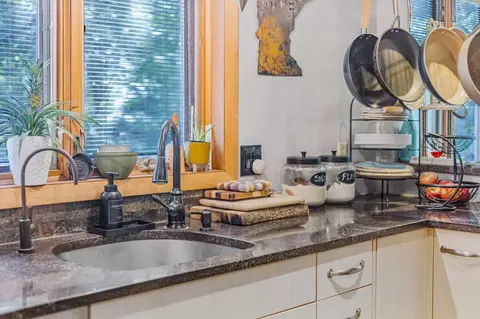 Kitchen - 1718 Bradley Rd, Faribault, MN 55021 photo 5 of 8