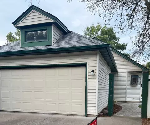 6474 13th St N, Oakdale, MN 55128