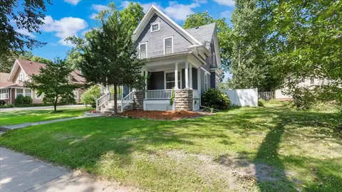 411 Becker Ave SE, Willmar, MN 56201