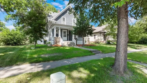 411 Becker Ave SE, Willmar, MN 56201 photo 24