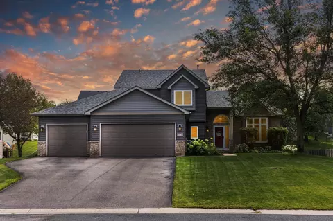 4161 W 150th St, Savage, MN 55378