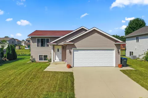 5251 56th Ave NW, Rochester, MN 55901