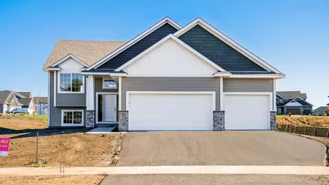 17714 Empire Trl, Lakeville, MN 55044