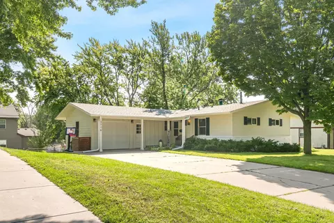 3716 Maryland Ave N, New Hope, MN 55427