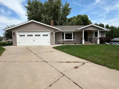 1113 Elm Cv, Luverne, MN 56156
