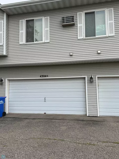 4304 13 12 Ave S #E, Fargo, ND 58103