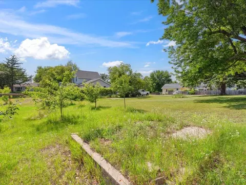 Exterior - 523 Cora St, Brainerd, MN 56401 photo 8 of 9