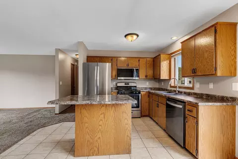 406 Sun Cir, Avon, MN 56310 photo 8