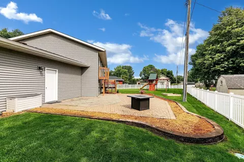 406 Sun Cir, Avon, MN 56310 photo 23