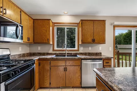 406 Sun Cir, Avon, MN 56310 photo 6