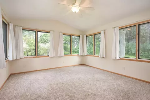 401 Reflection Rd, Apple Valley, MN 55124 photo 13