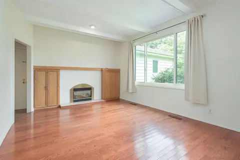 401 Reflection Rd, Apple Valley, MN 55124 photo 6
