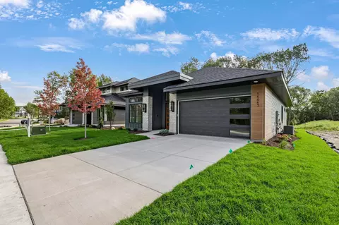 14645 Virginia Ave S, Savage, MN 55378