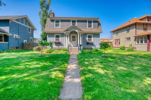 1919 7th Ave E, Hibbing, MN 55746