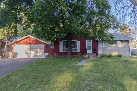 1700 Duluth St, Maplewood, MN 55109