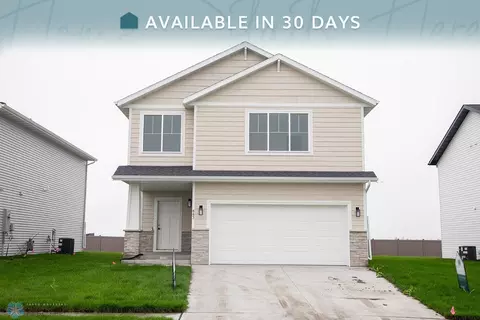 843 2 Ave, Horace, ND 58047
